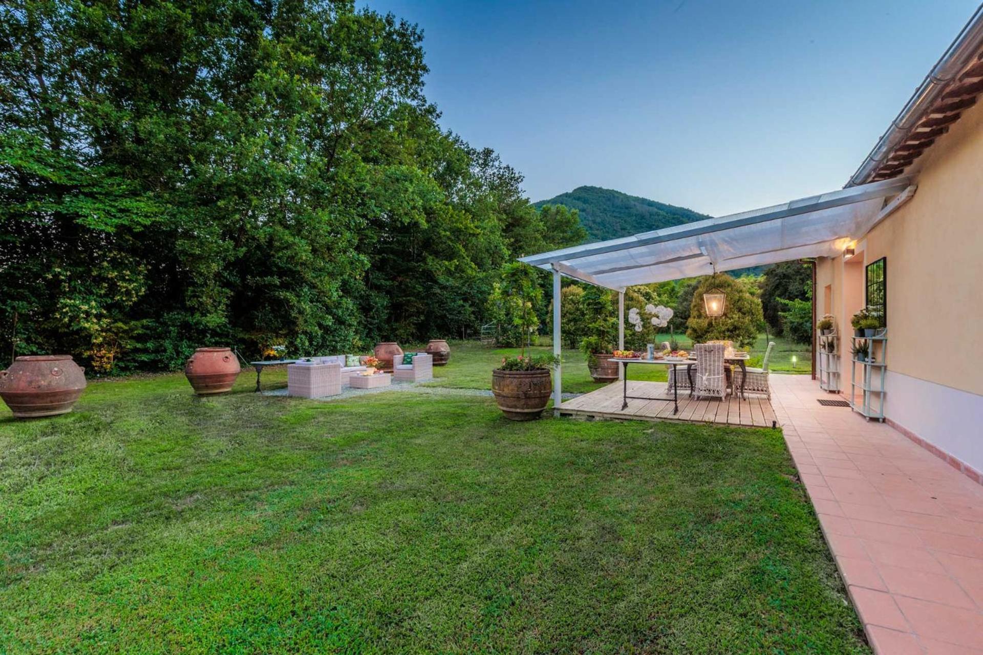 Villa Bassotta, A Charming Cottage Lucca Exterior foto